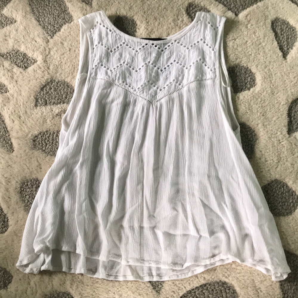 White tank top!